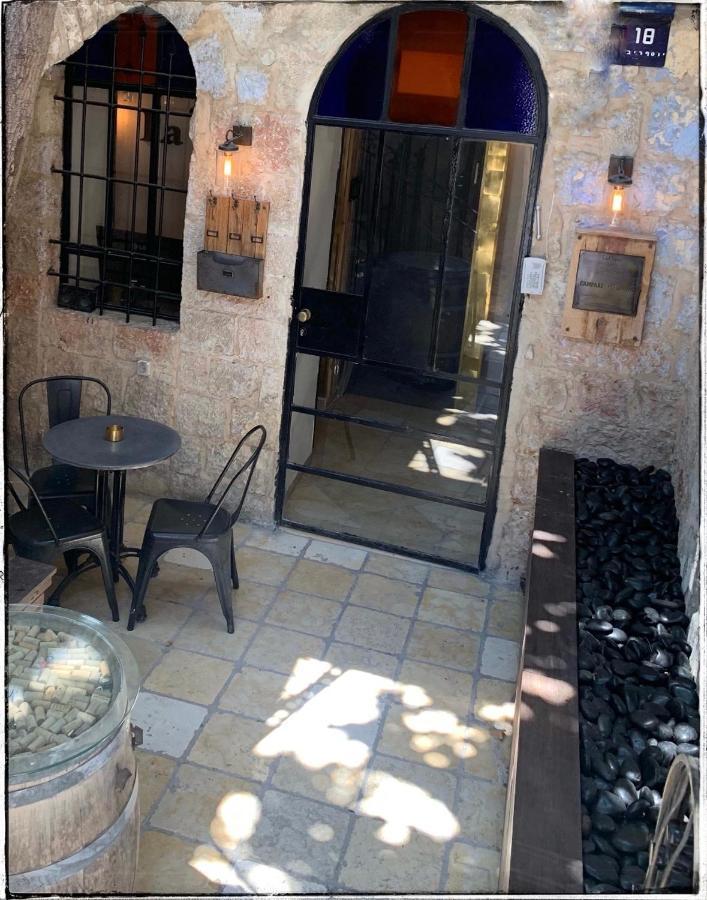 La Guta Studio Suite The Milano Suite Jerusalem Exterior photo